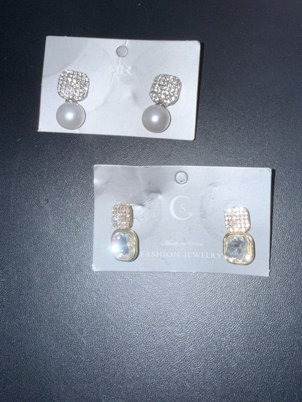 💙 New 2 Pair Bundle  Fashion Jewelry Pearl & Crystal Drop Earrings White/Clear
